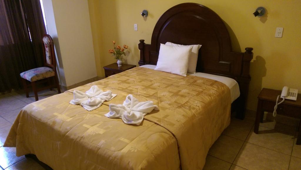 Hotel Presidente 特鲁希略 外观 照片