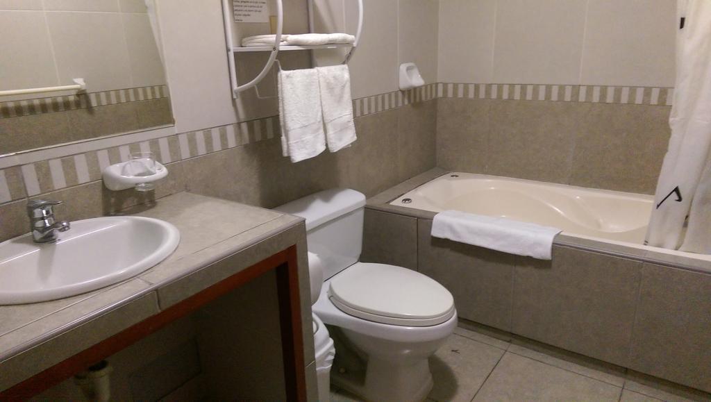 Hotel Presidente 特鲁希略 外观 照片